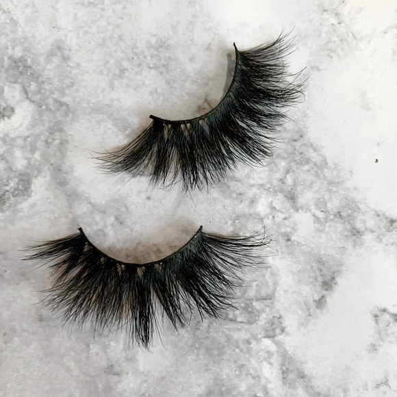 prettyminxstudio Other - 💙2 Pairs for $15💙 “Deliya” 3D Mink Eyelashes